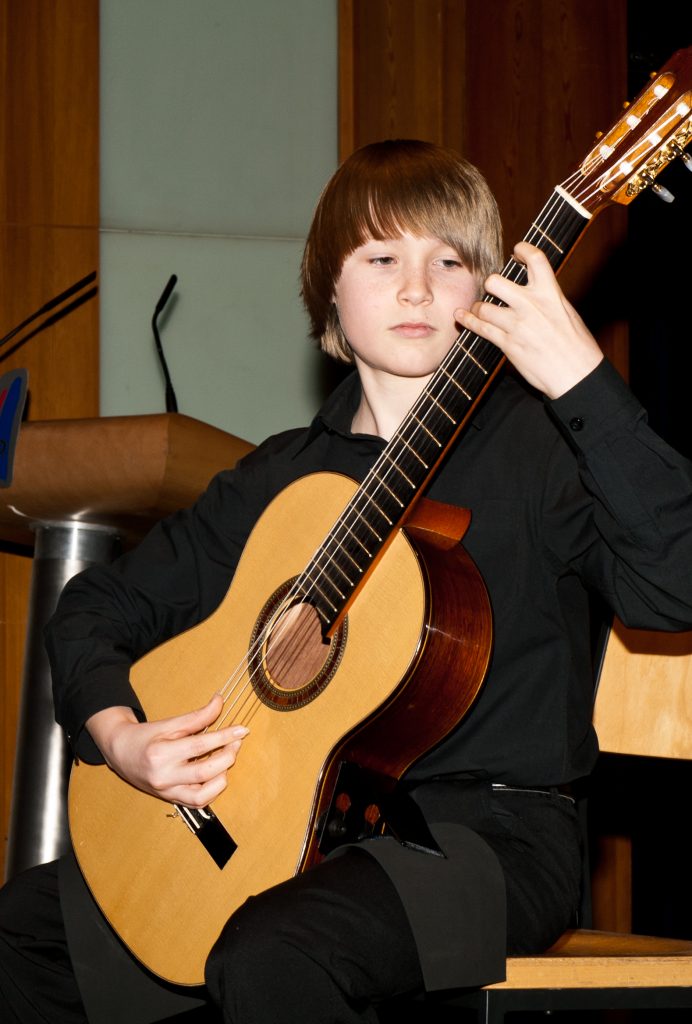 Daniel Schreivogel, Gitarre