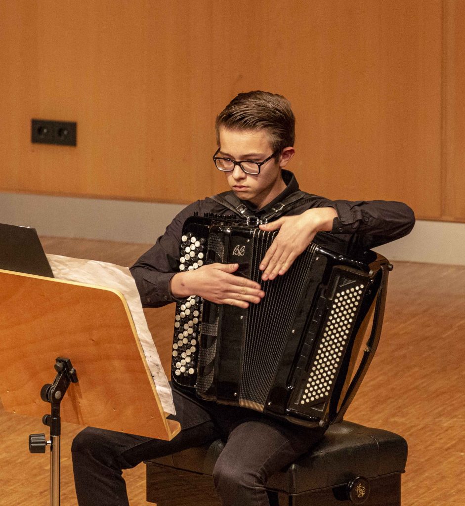 Jakob Böger, Akkordeon
